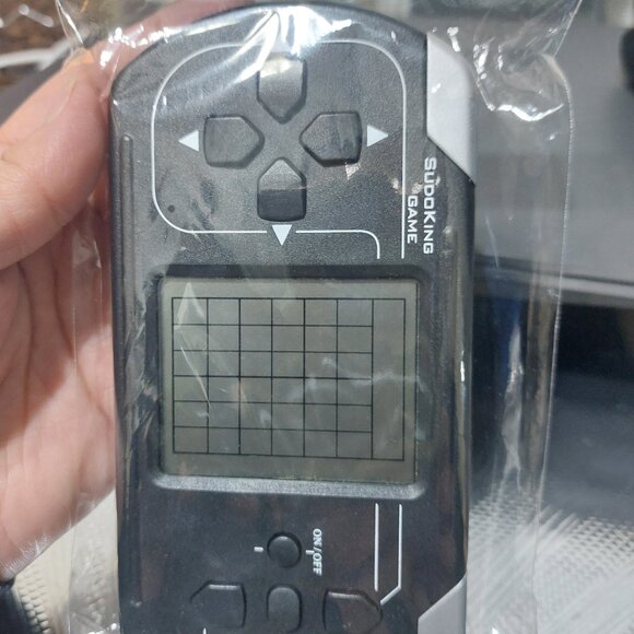 SudoKing Game Black Battery Operated NOT SURE WHAT KIND OF BATTERY :) - Picture 4 of 5